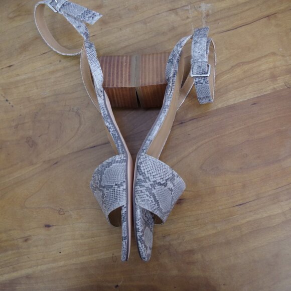J Crew Heeled Snake Print Sandals Size 8.5 - Picture 4 of 8